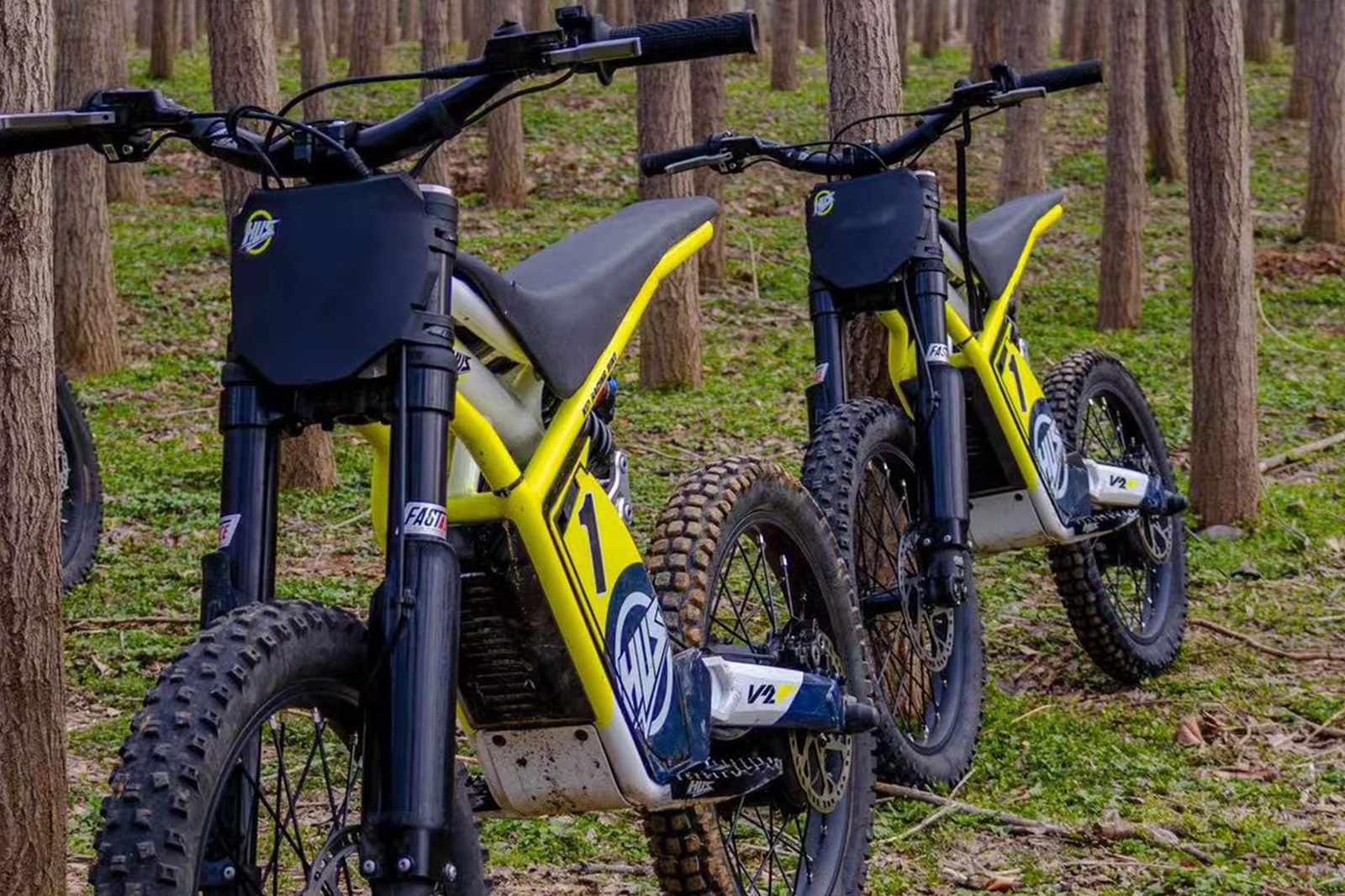 HUS V2 Pro E-Kid in azione al crossodromo